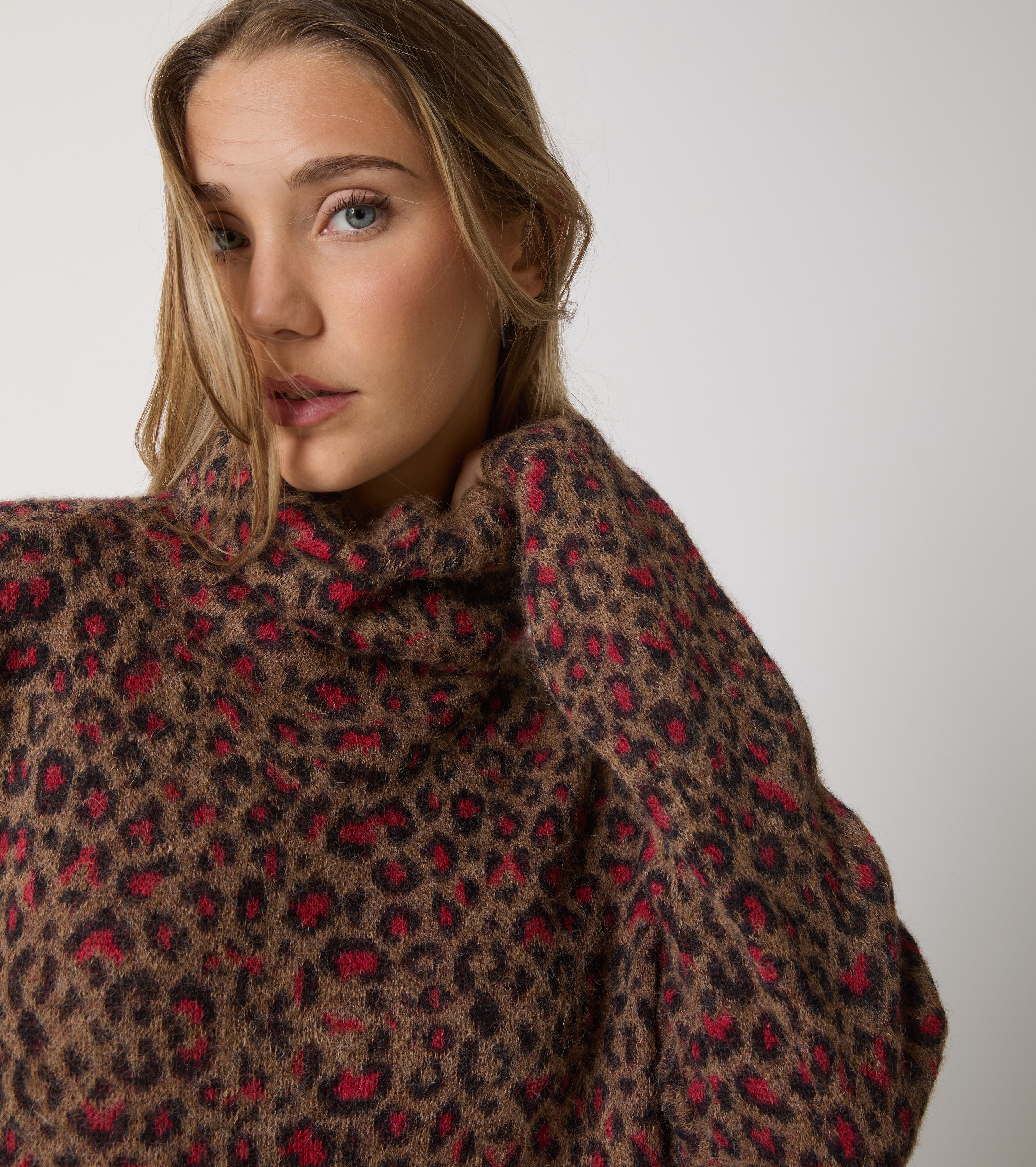 Animal print alpaca yarn dress