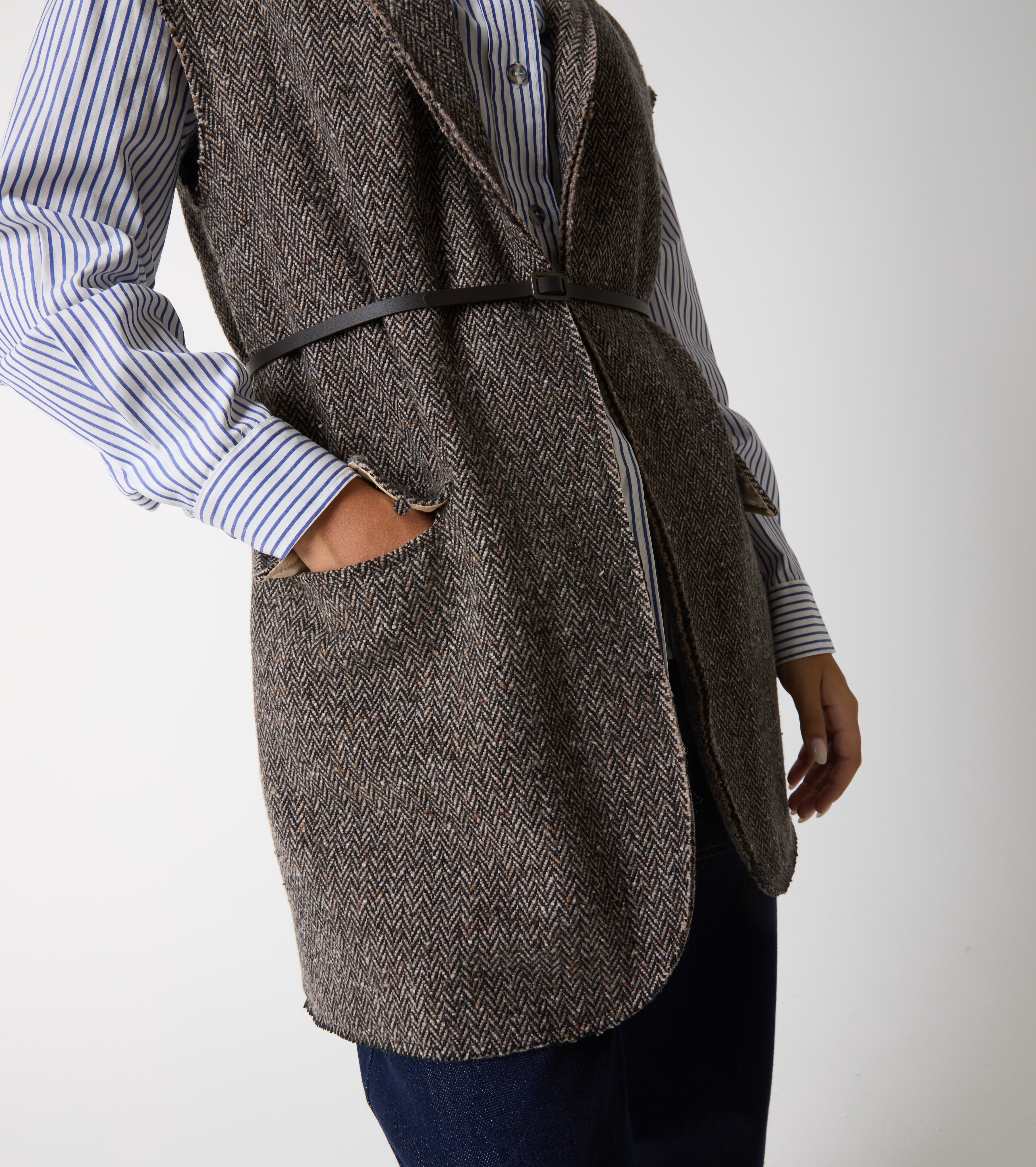 Gilet lungo in lana e seta con cintura