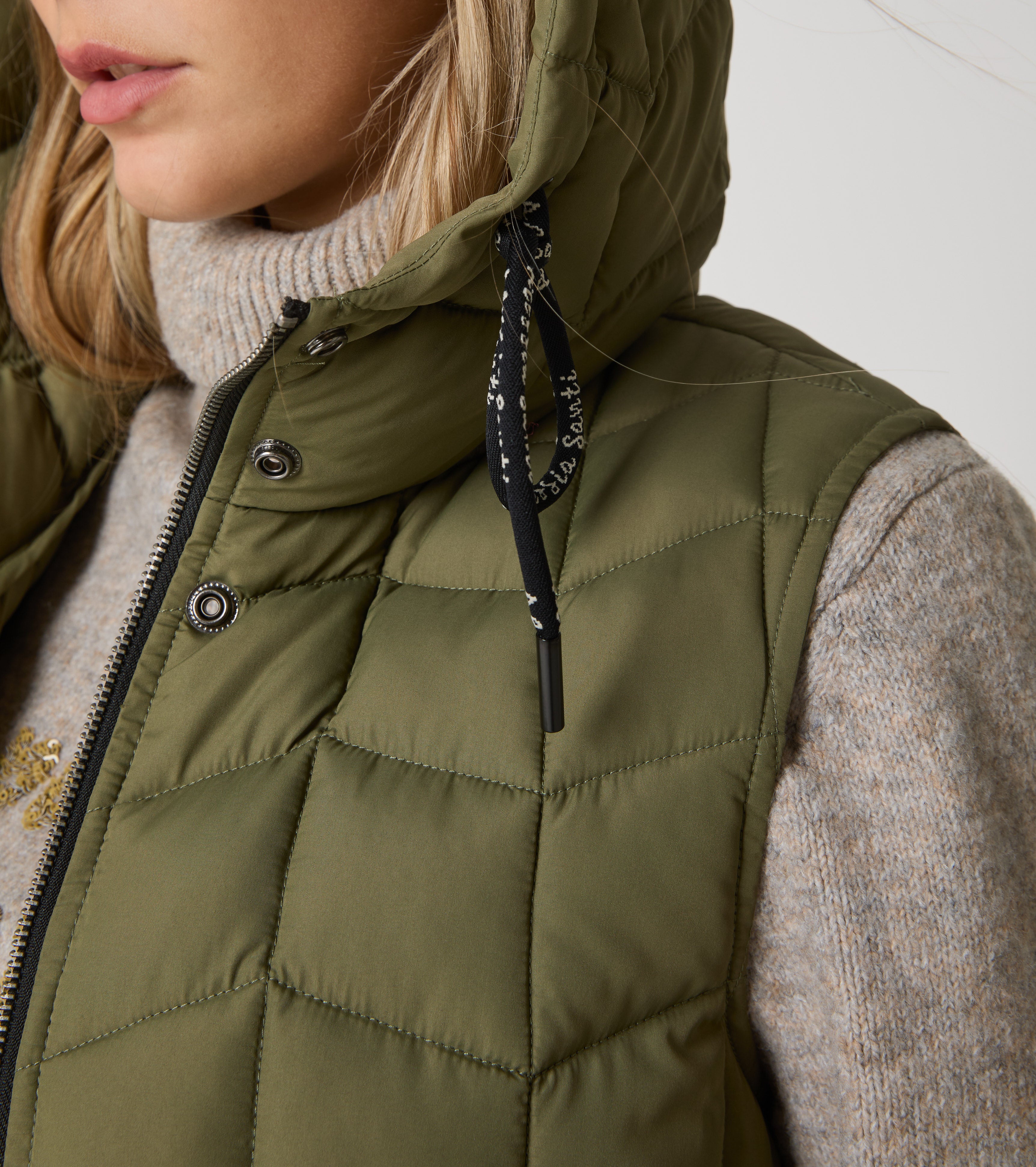 Gilet lungo in nylon trapuntato