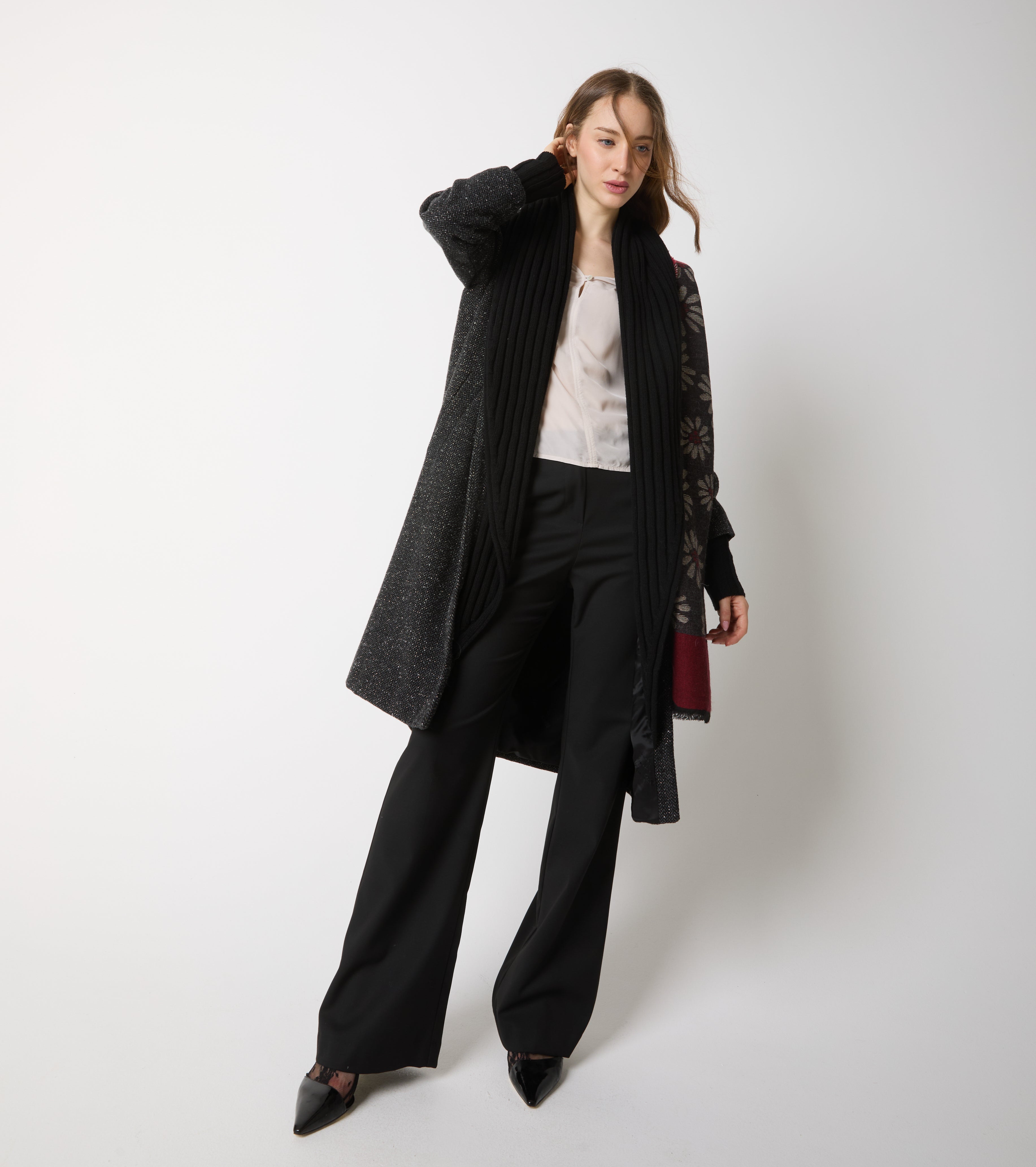Wool coat with lapels