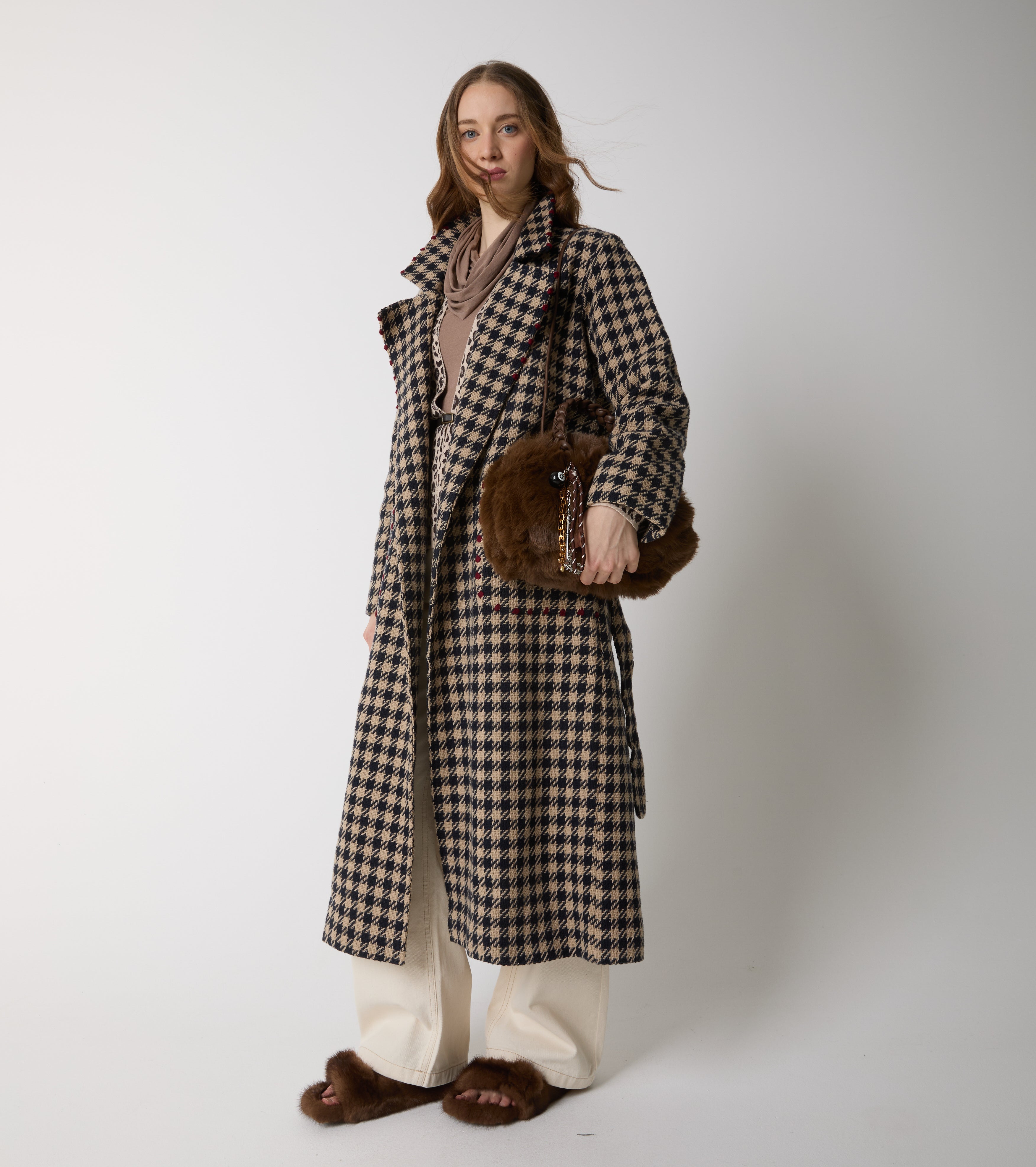 Long houndstooth wool and cotton coat