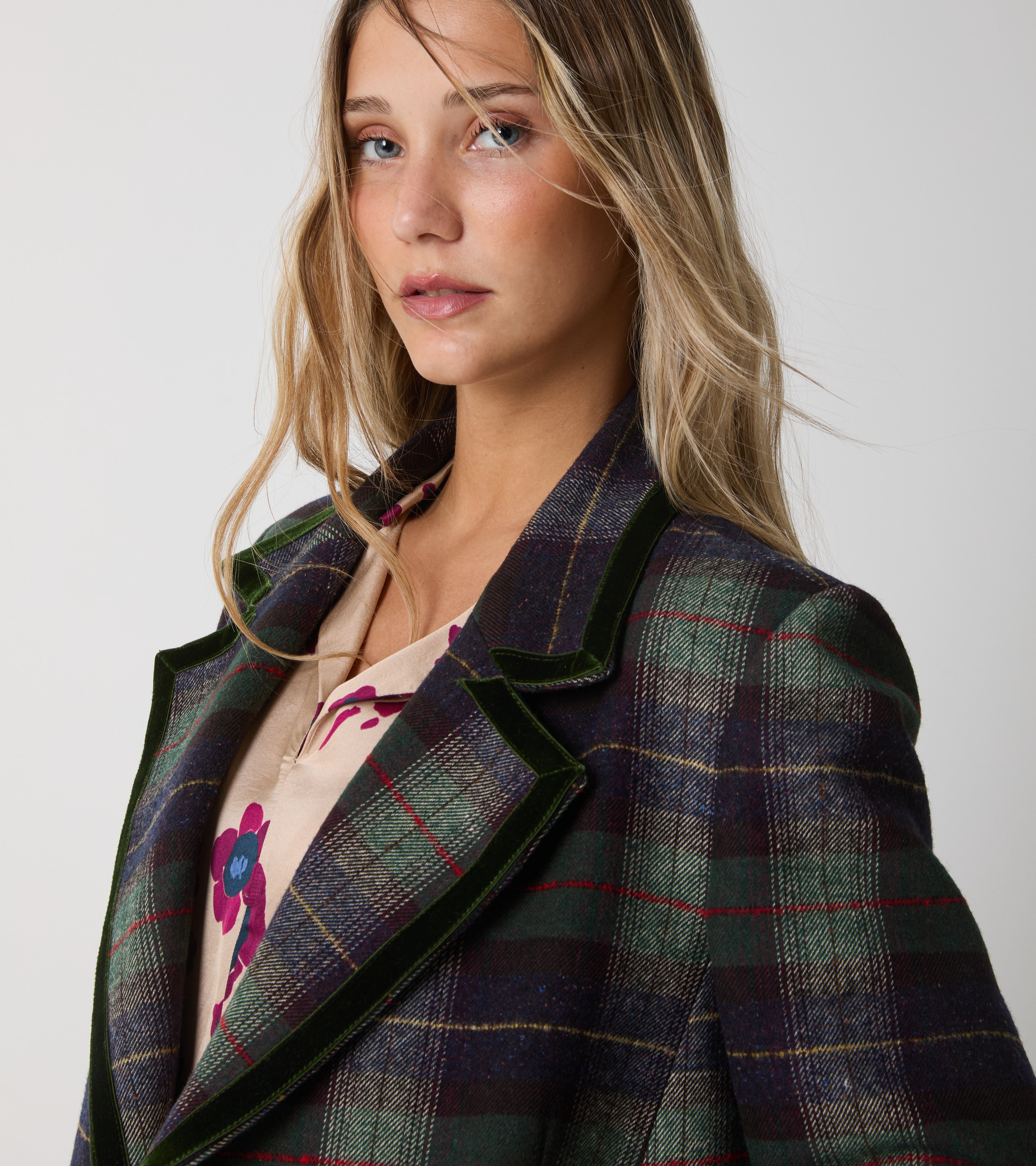 Double-breasted coat in wool and cotton check