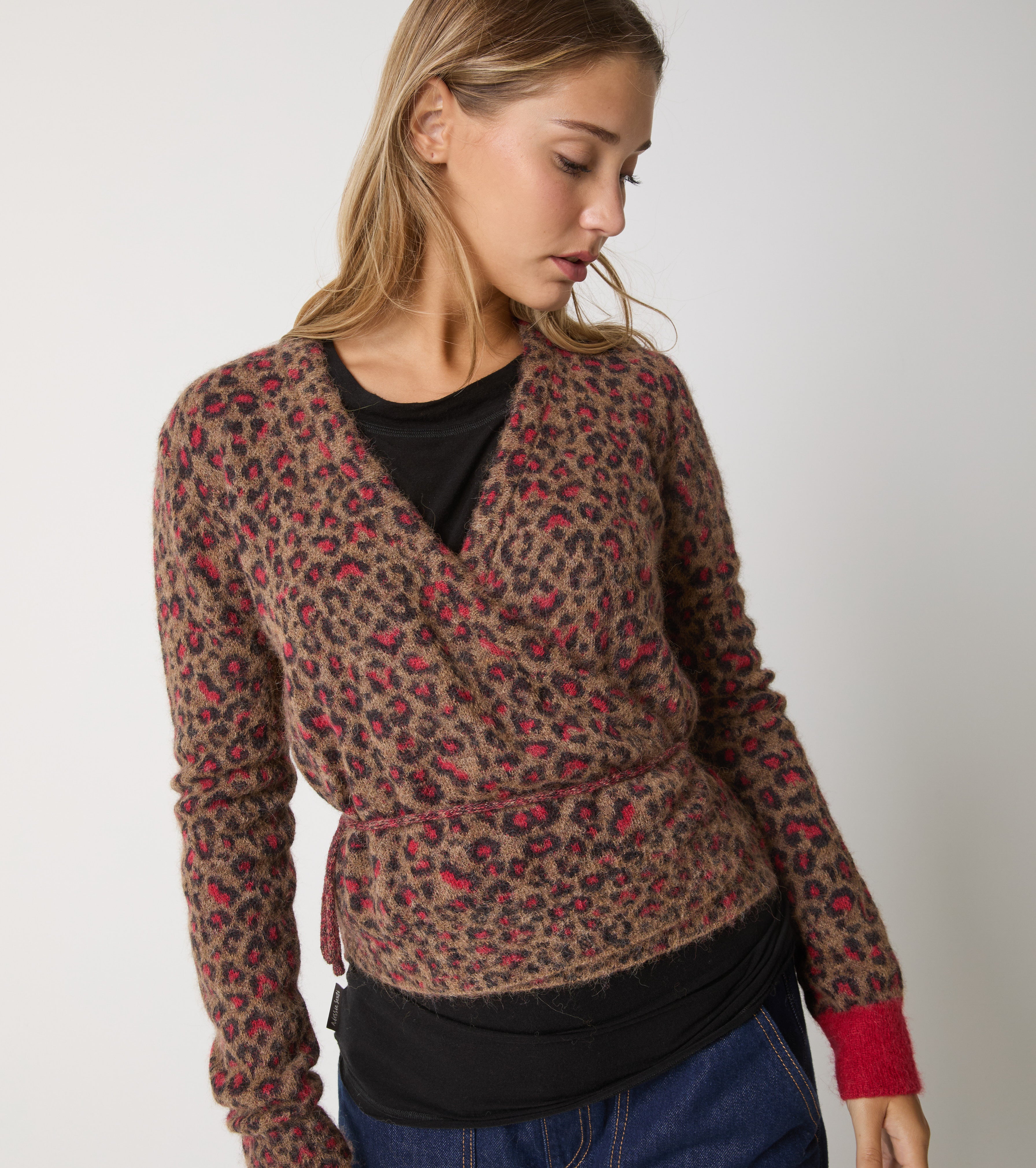 Animal print alpaca yarn cardigan