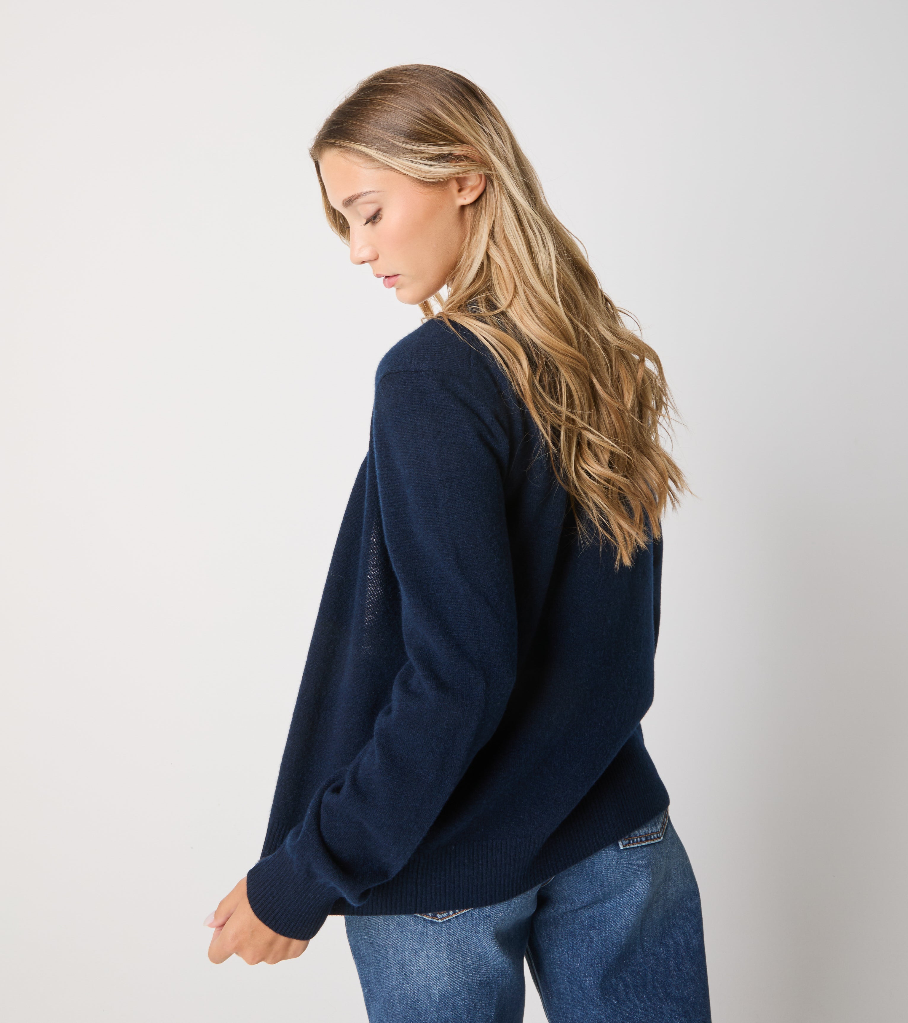 Cashmere cardigan with buttons