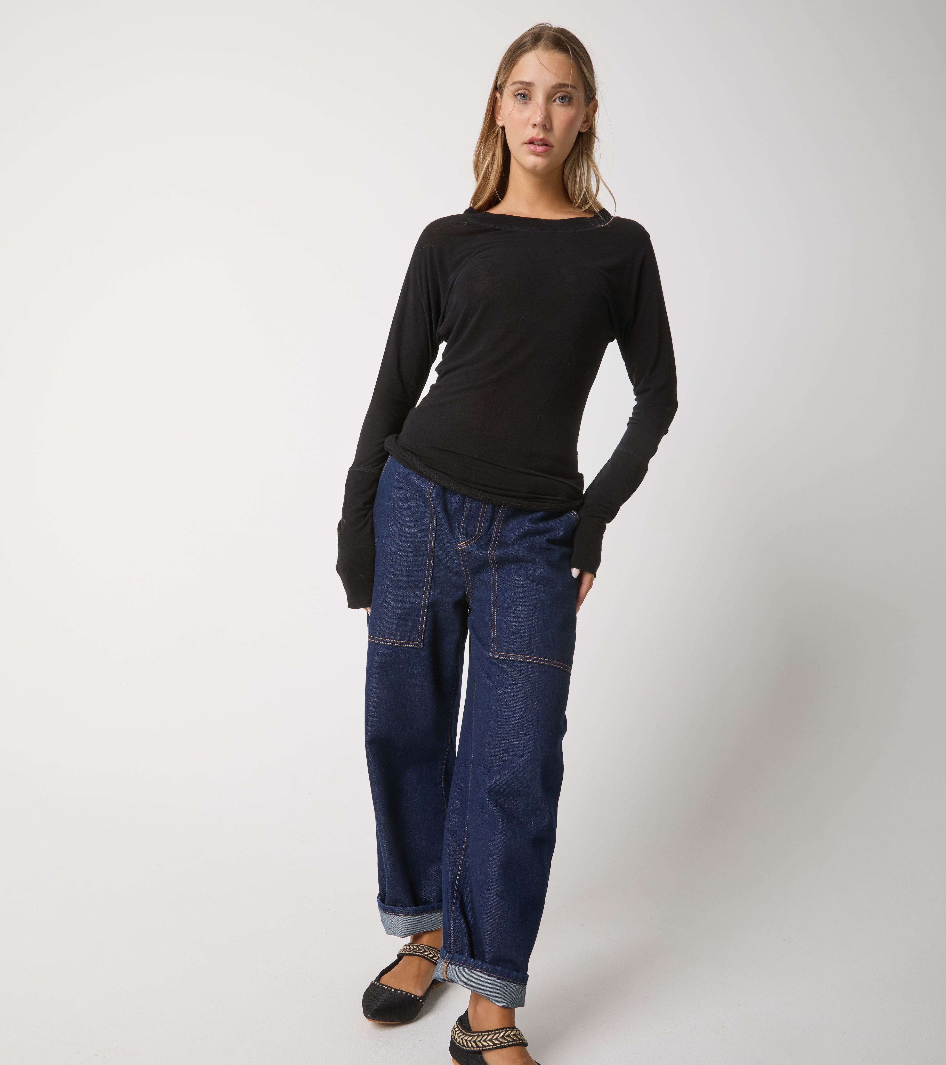 Cashmere T-shirt with long sleeves