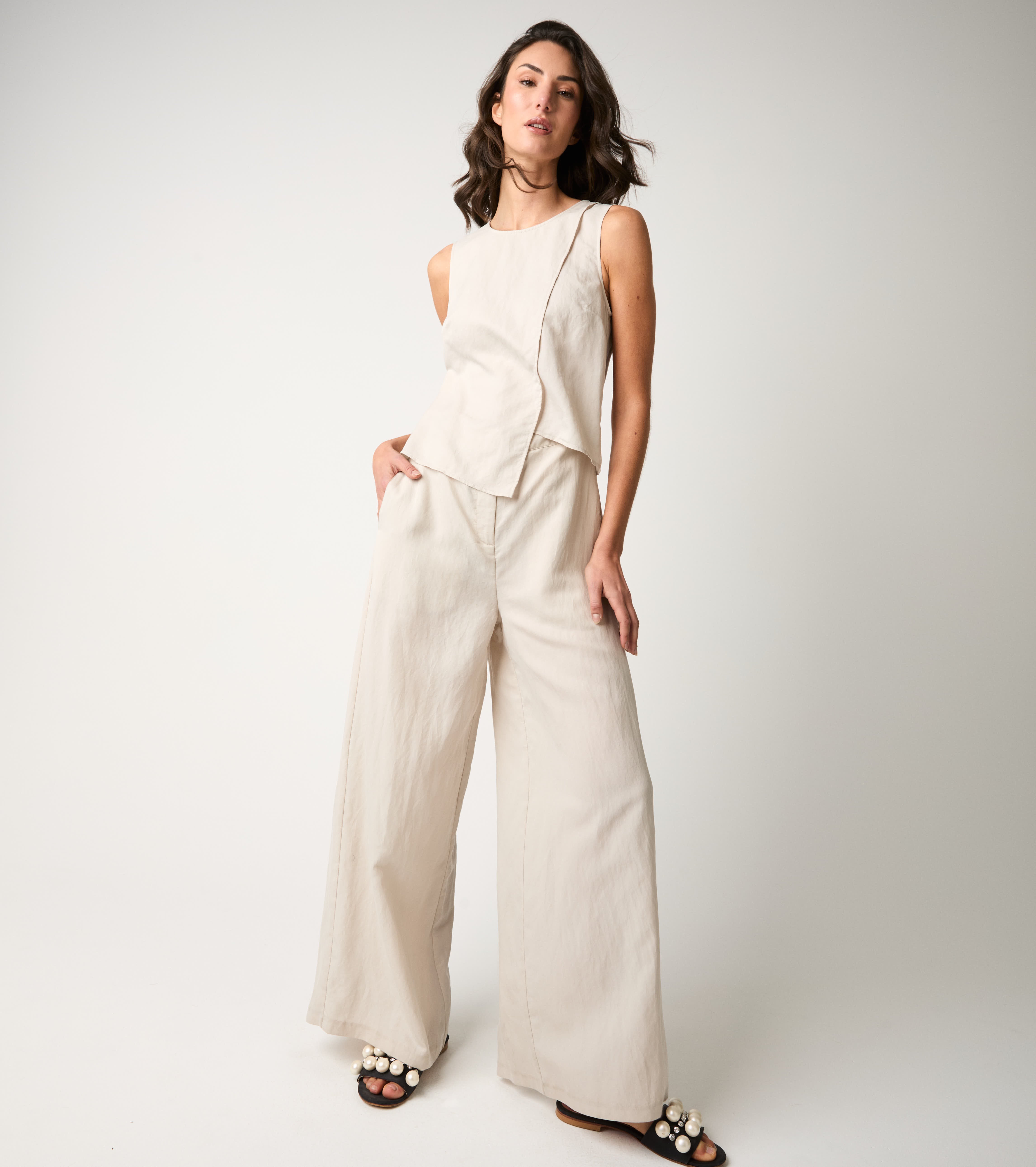 Round-neck suit salt