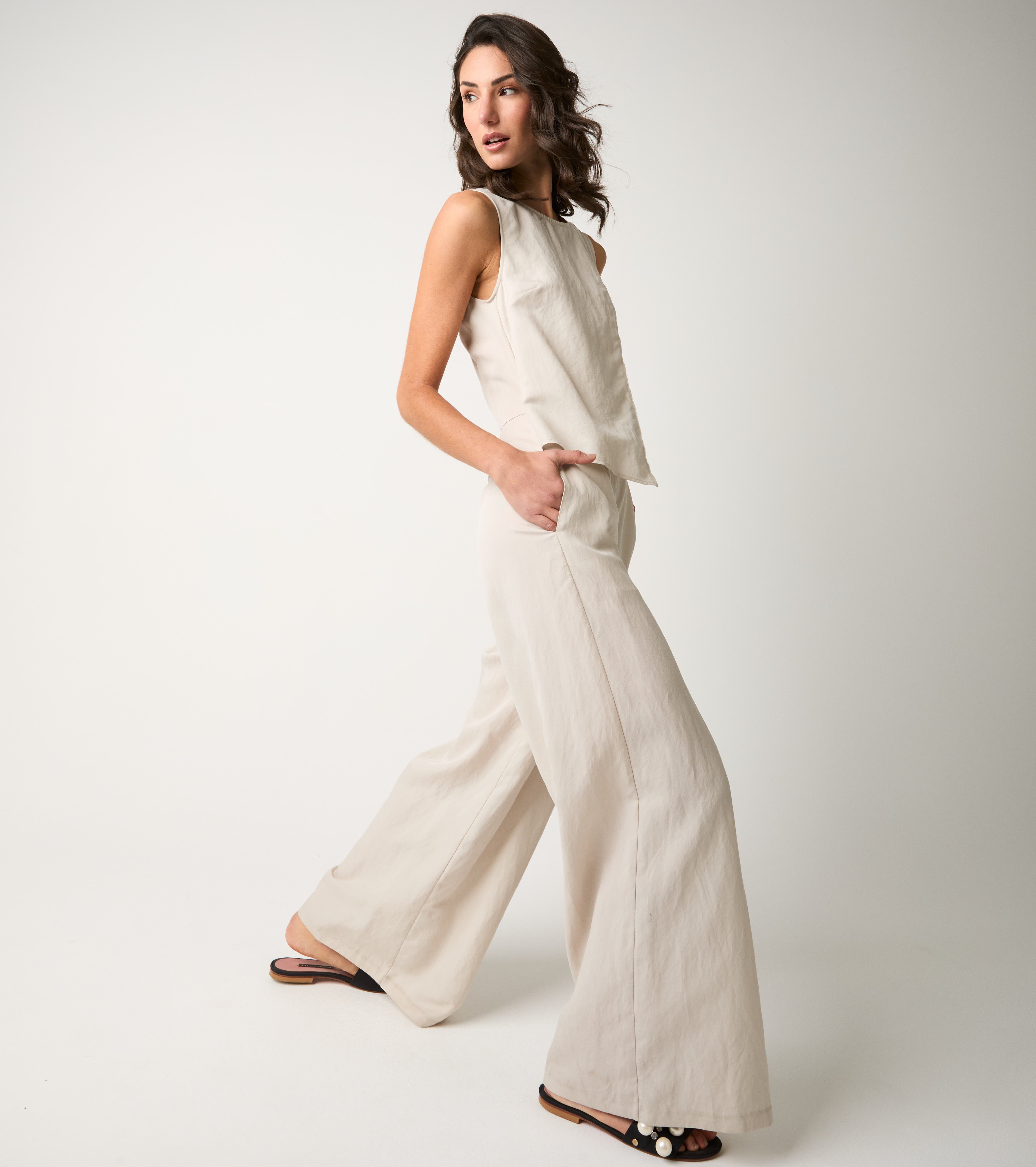 Round-neck suit salt