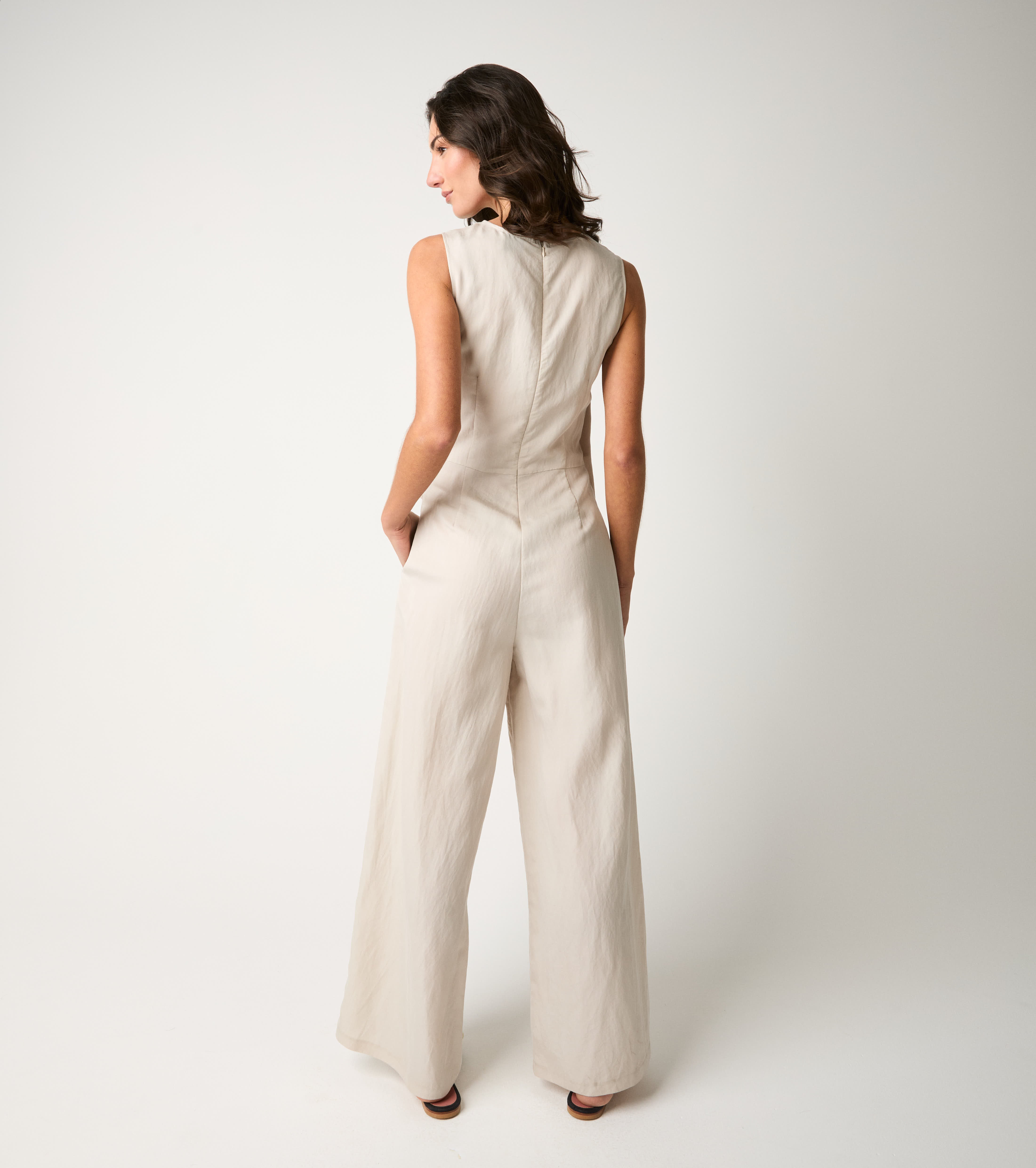Round-neck suit salt