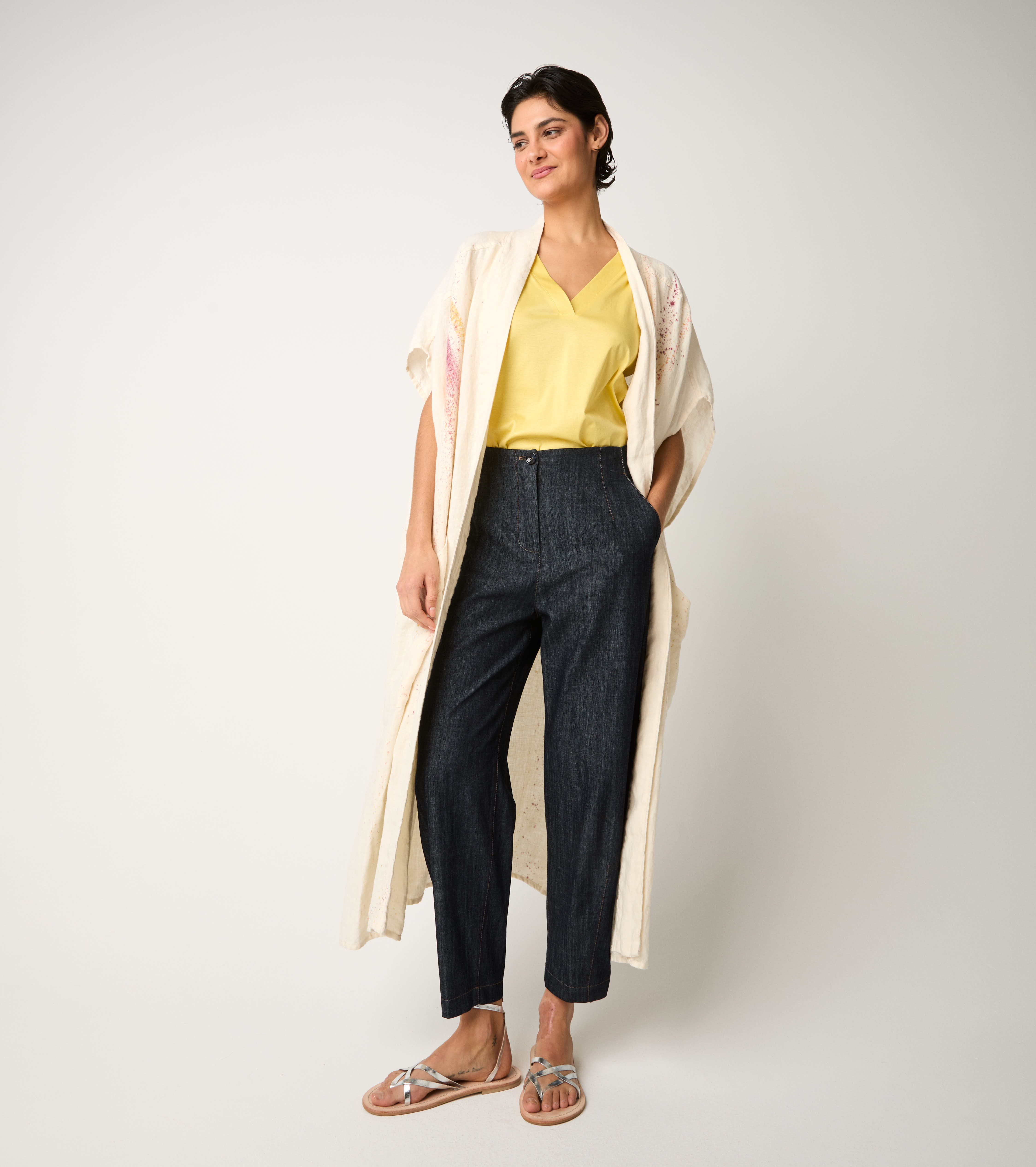 Pantaloni cropped in denim leggero unico