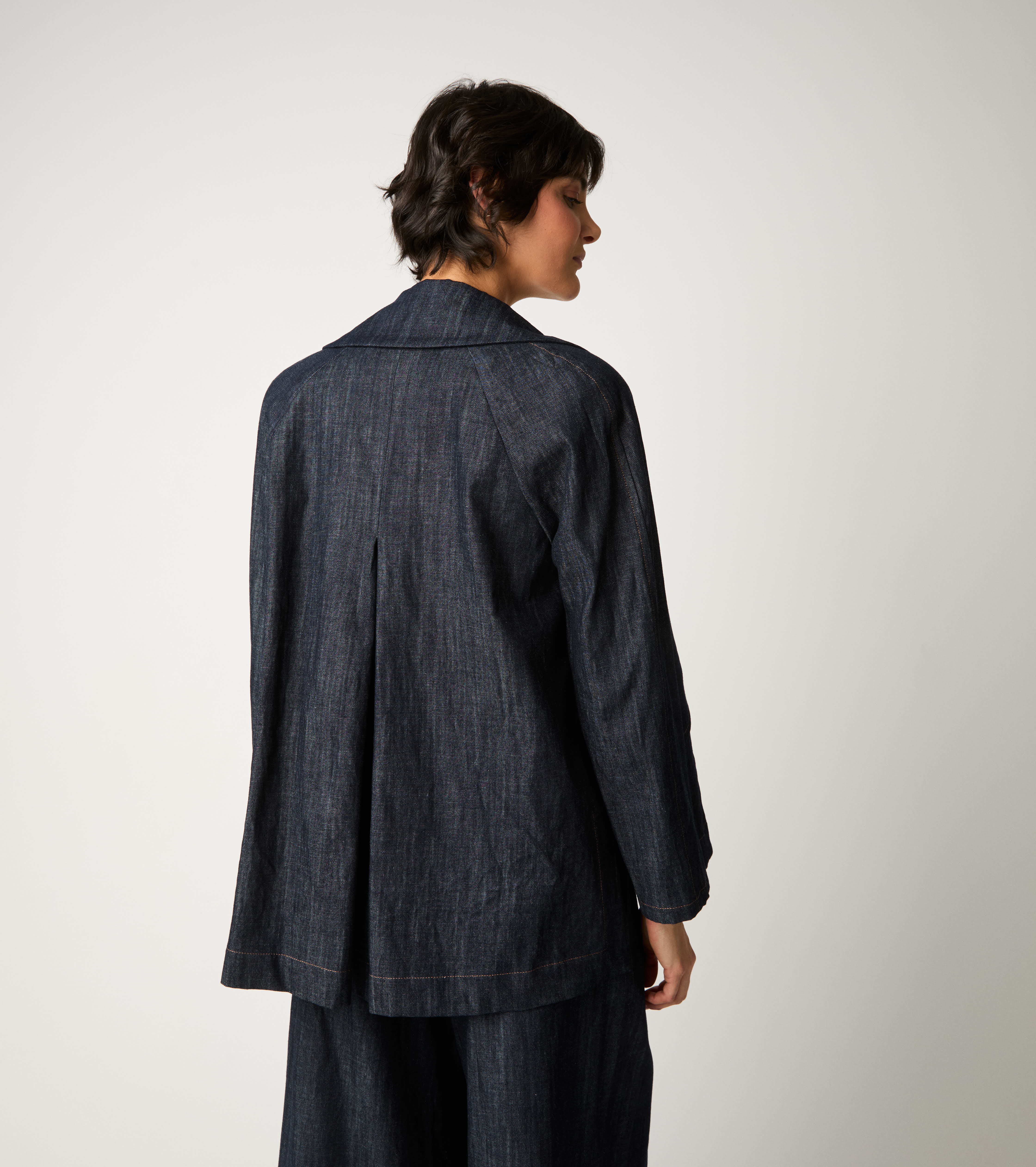 Single denim double-breasted blazer