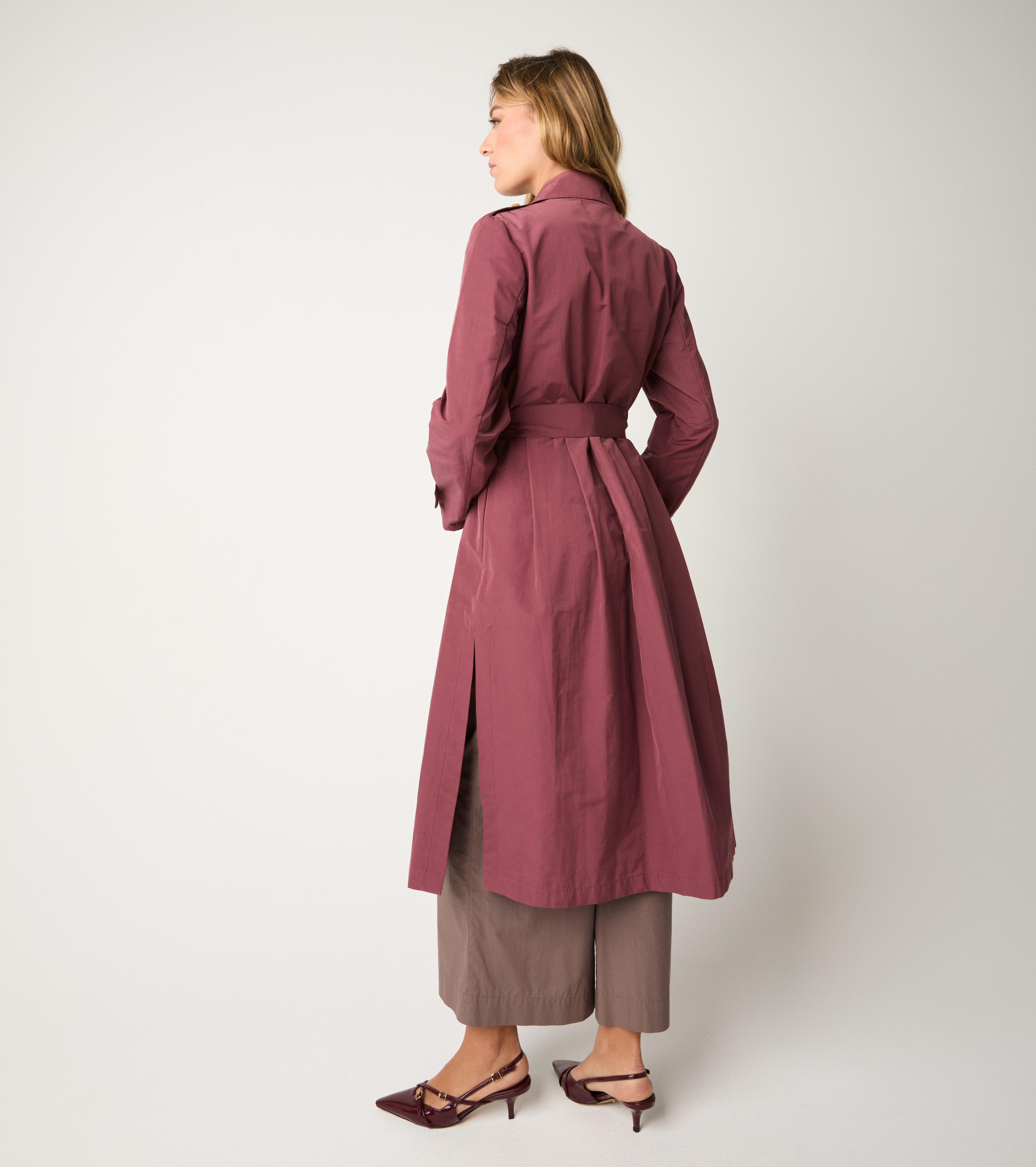 Trench antigoccia con cintura marmellata