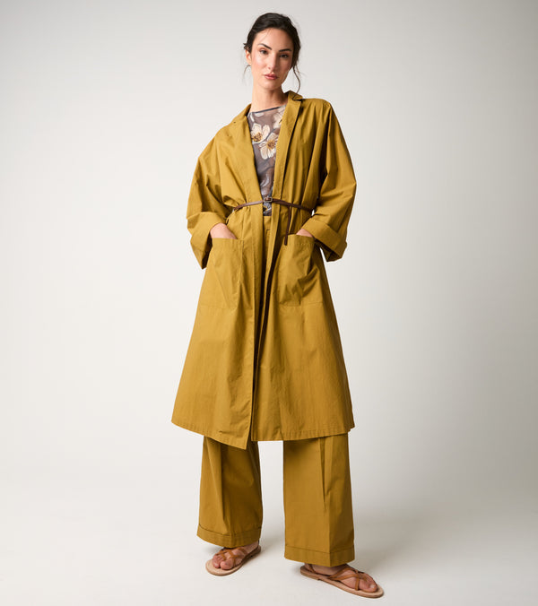 Drip-proof trench coat with evo lapels