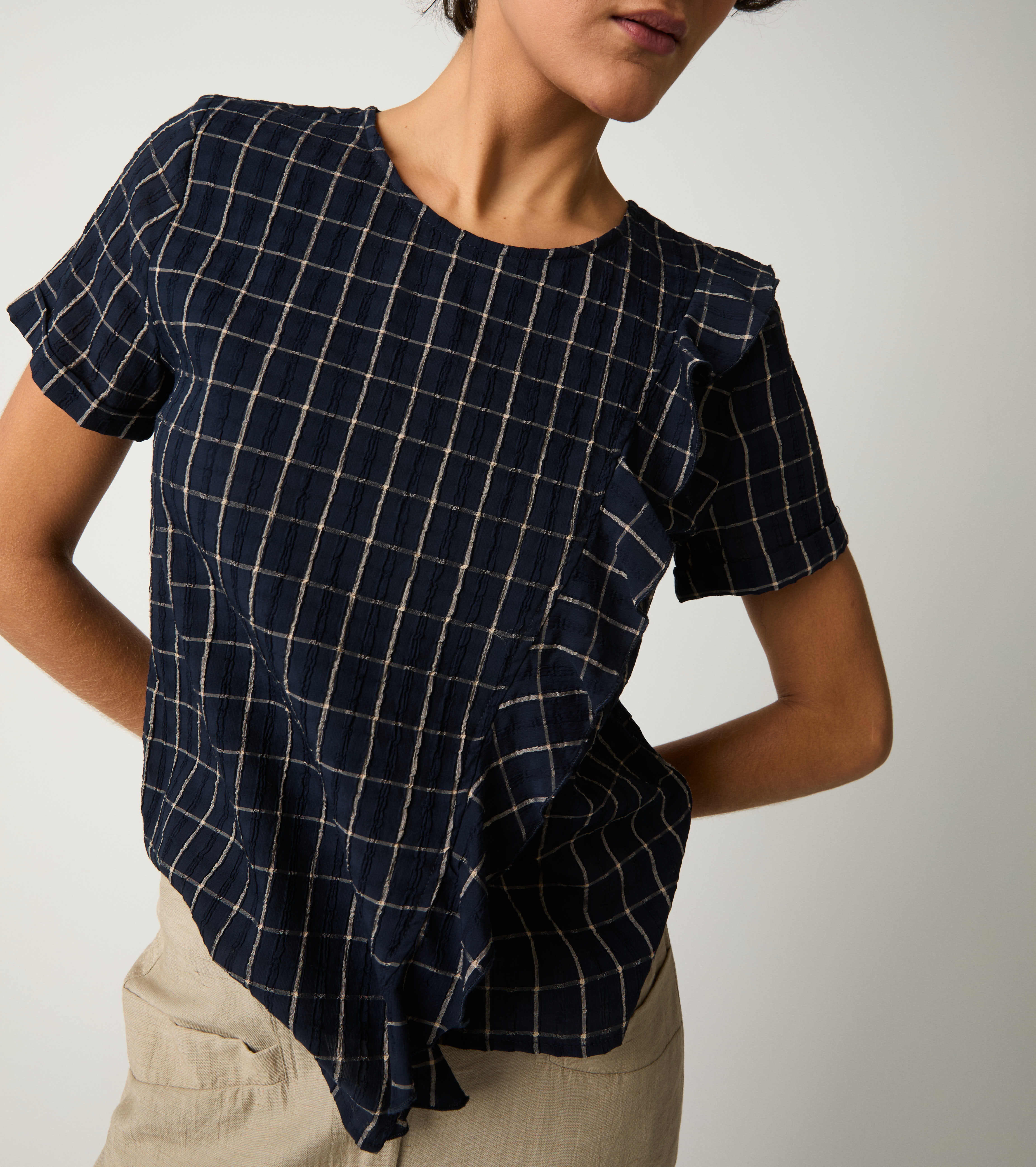 Blusa girocollo con rouches blu