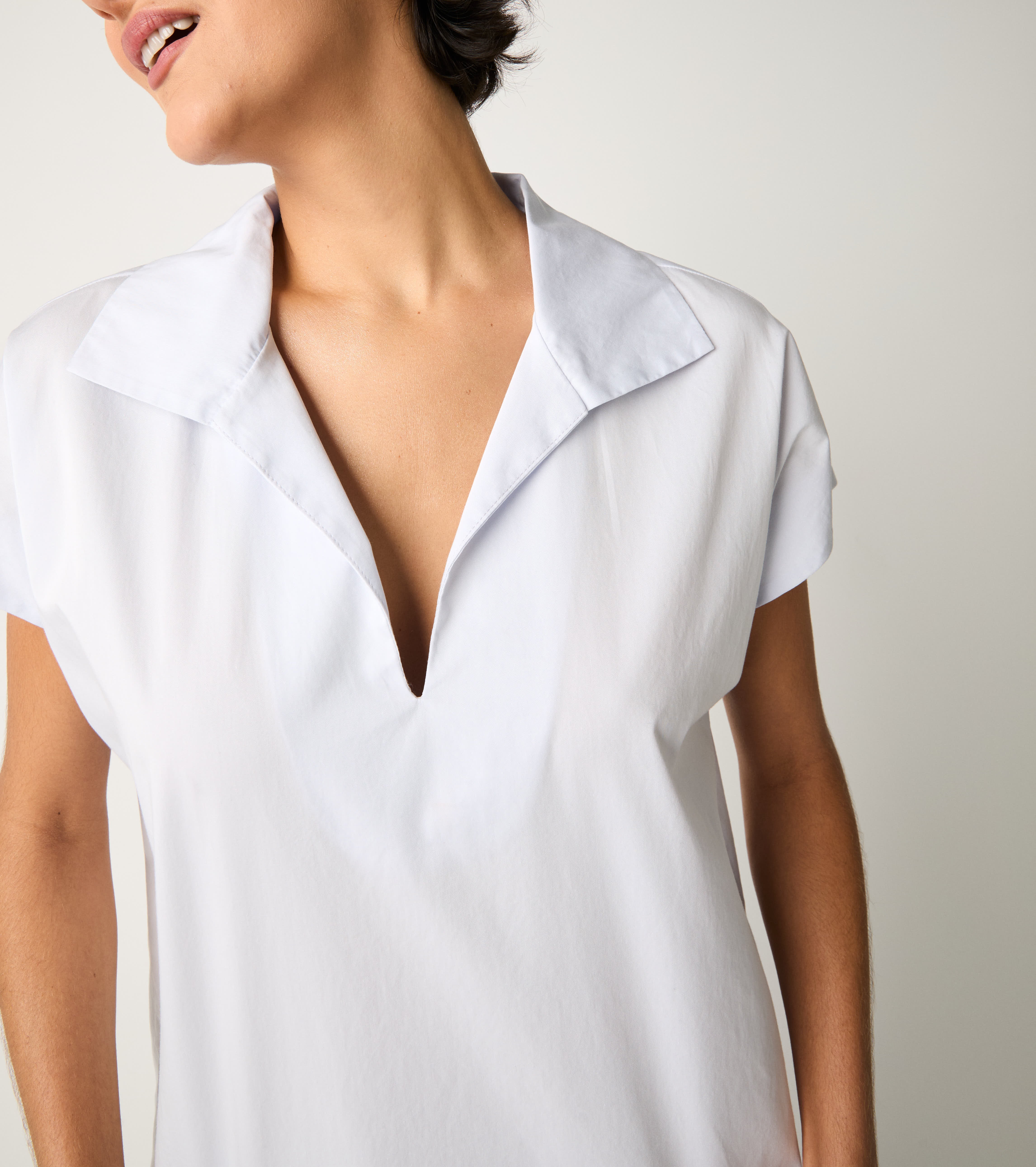 Blusa con maniche ad aletta cristal