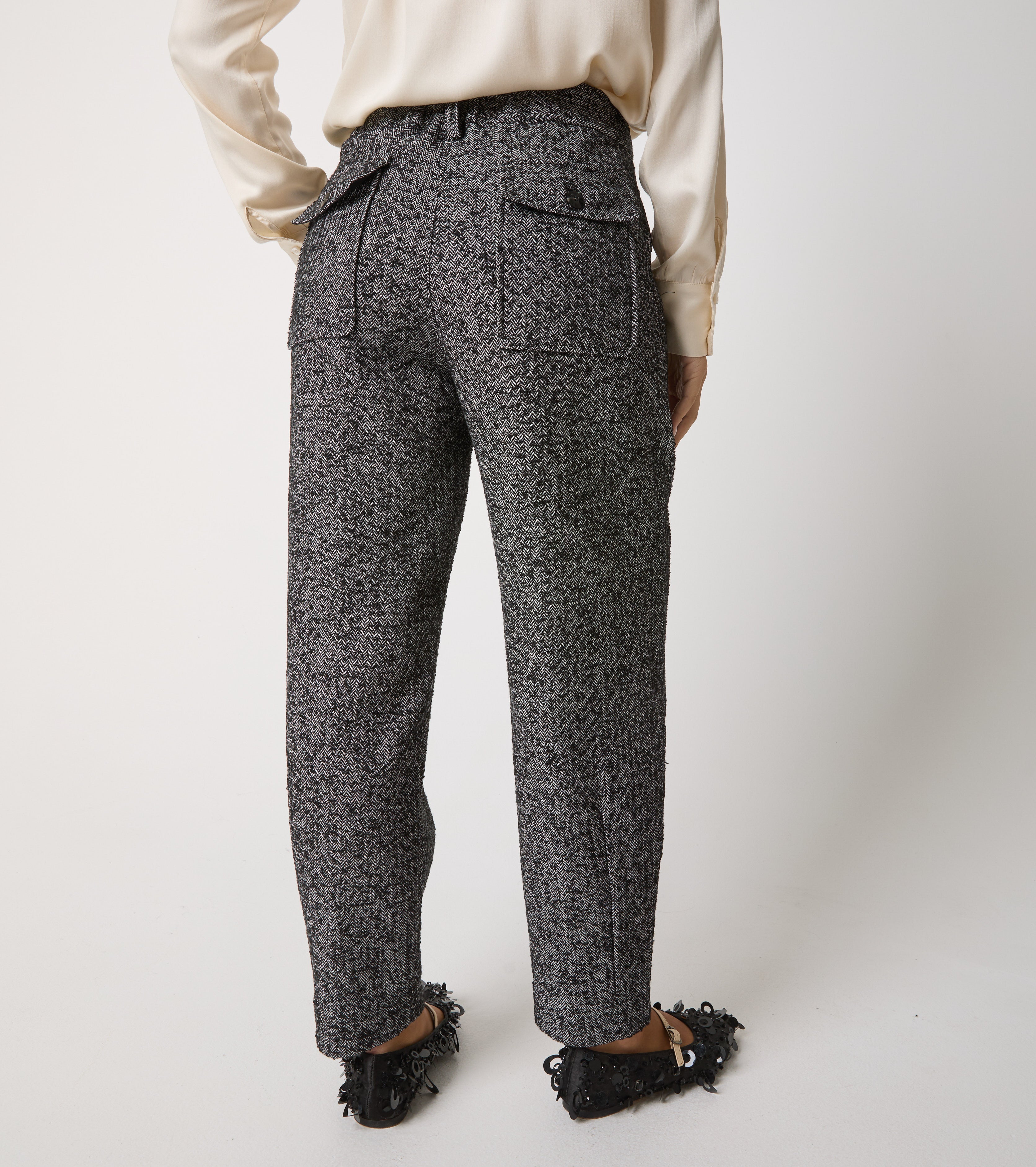Pantaloni cropped in cotone con pinces
