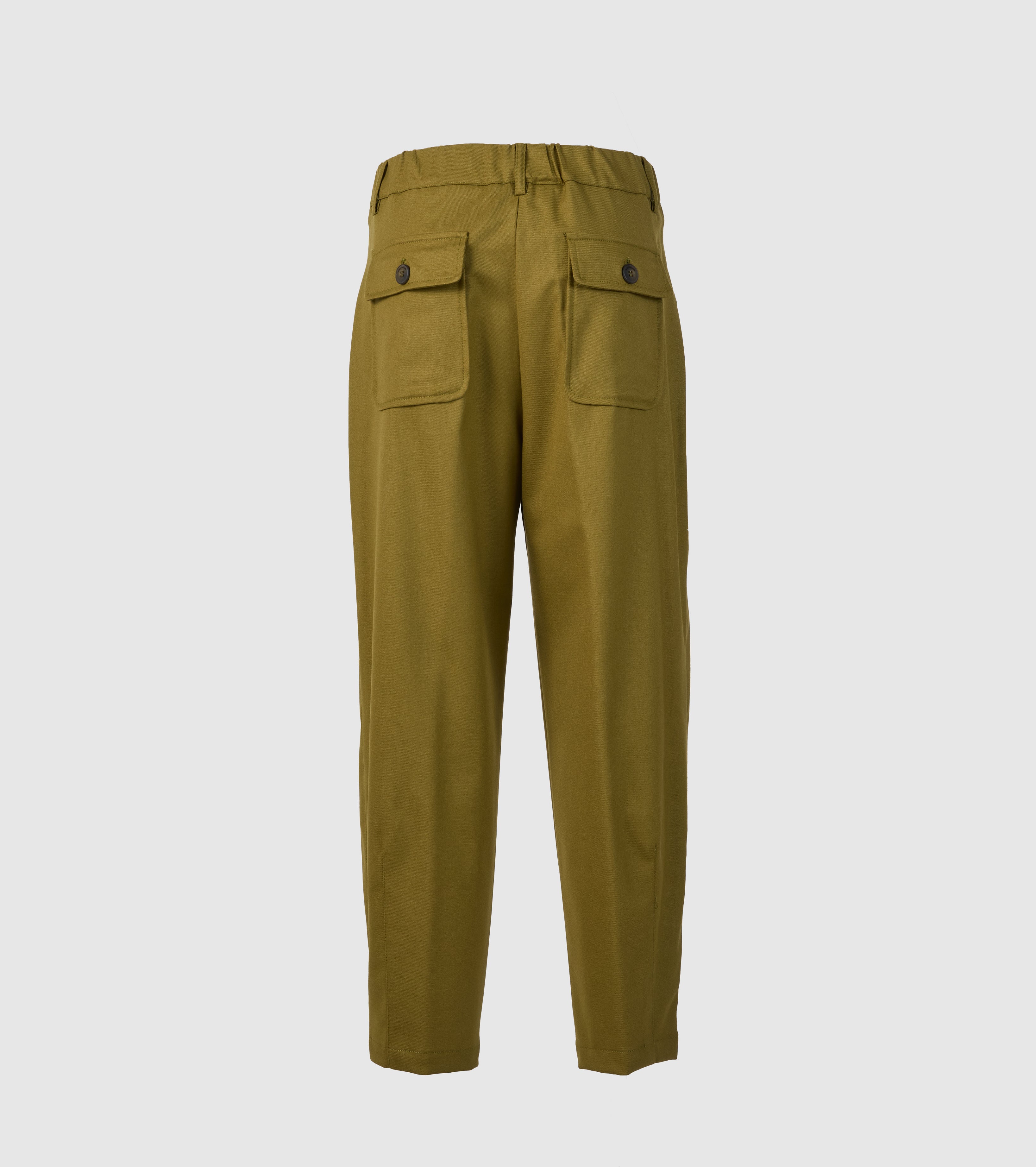 Cropped trousers with pockets
