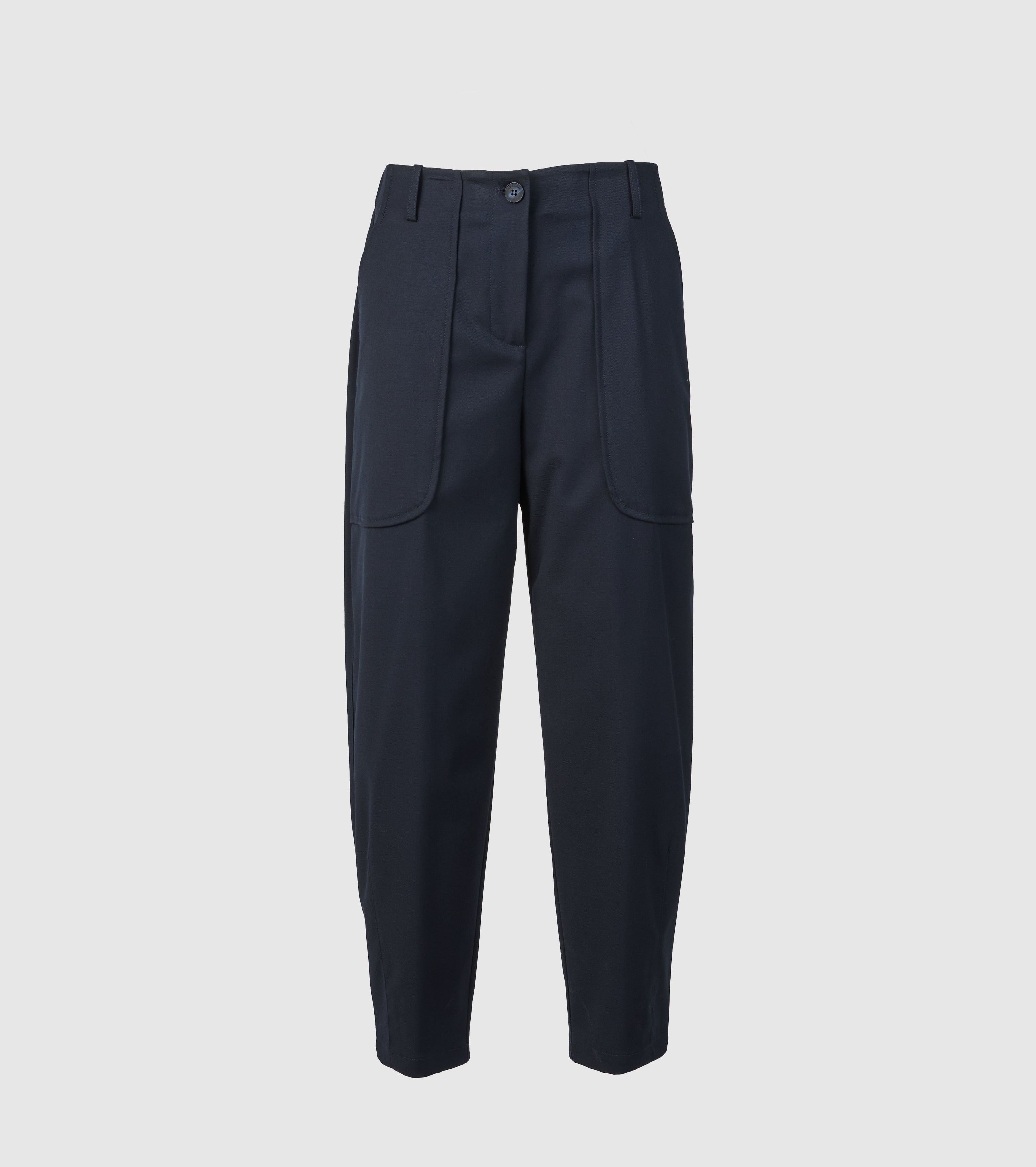 Cropped trousers with pockets