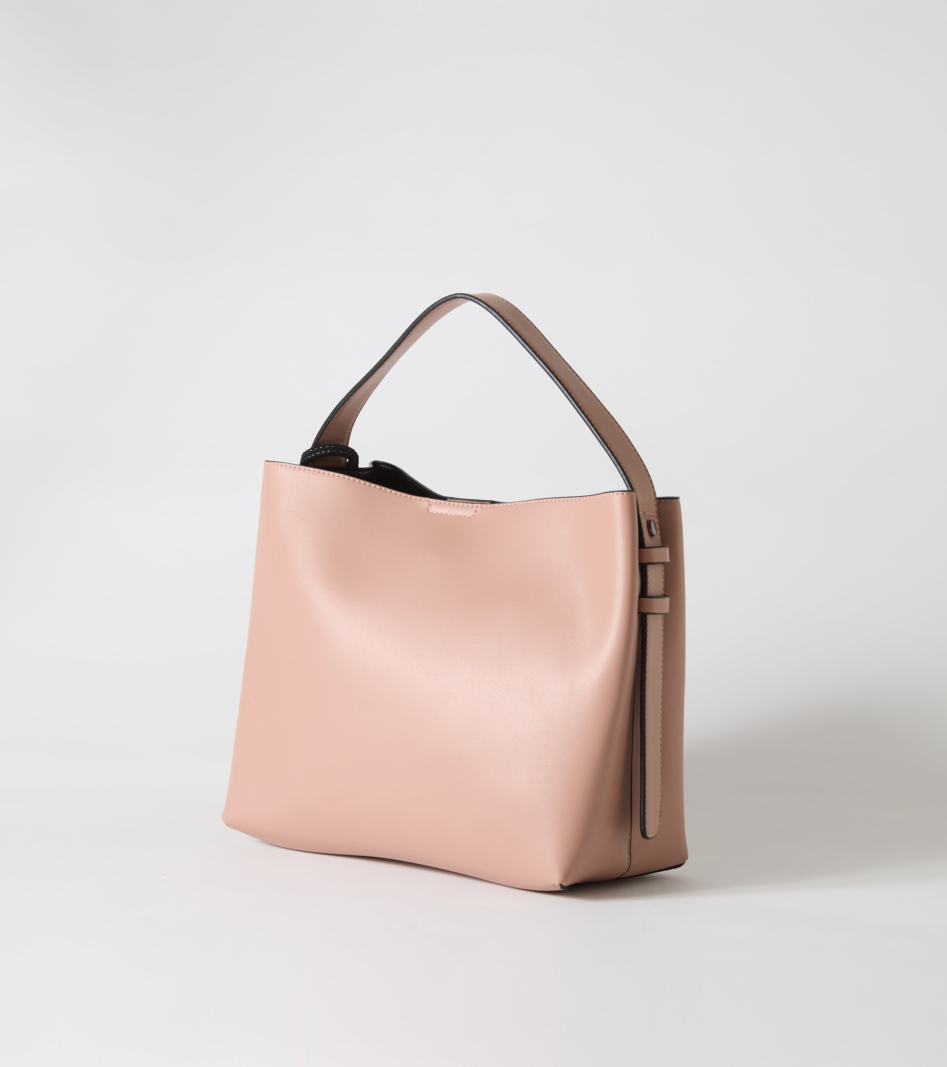 Shopping bag with shoulder strap