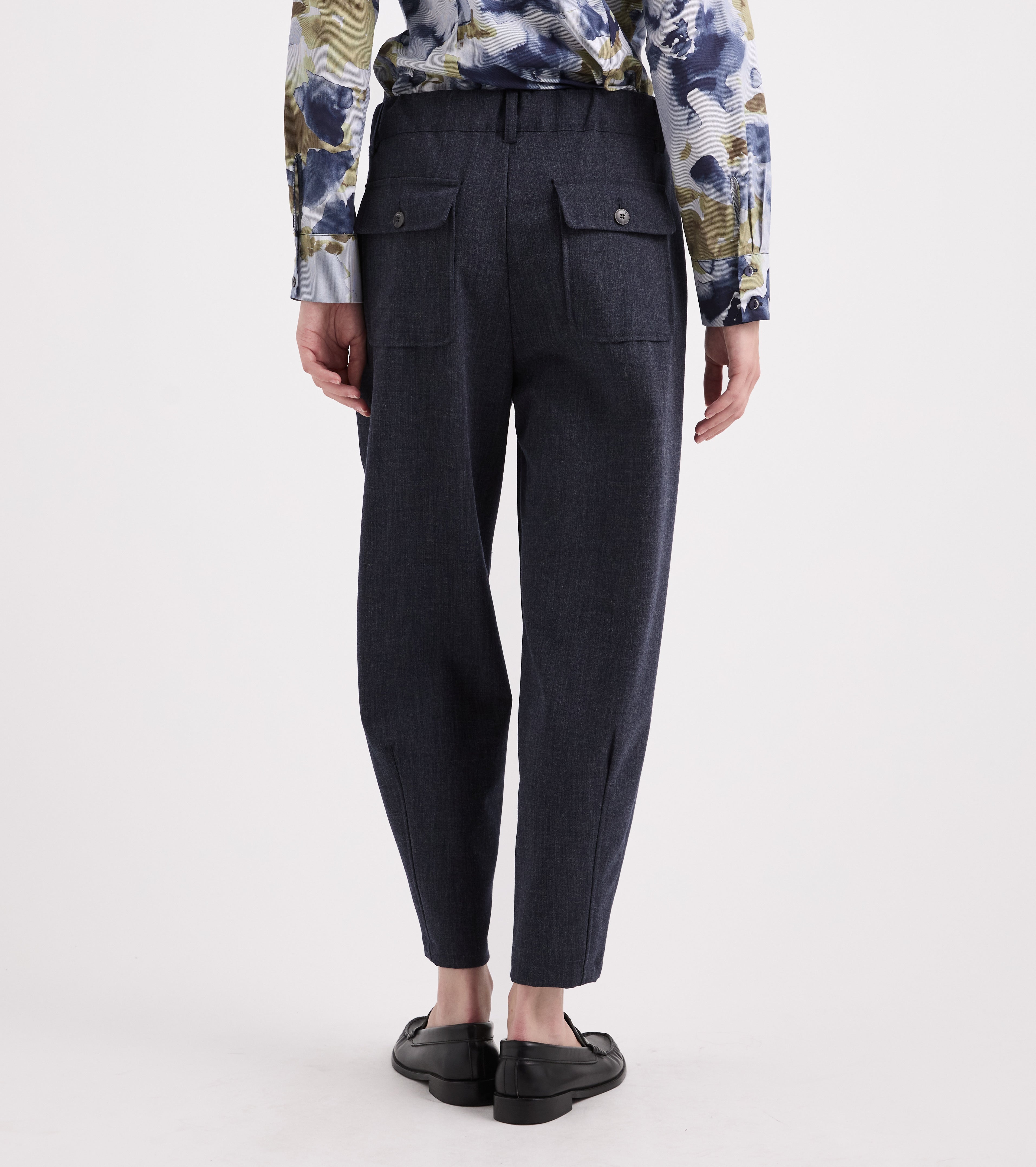 Pantaloni stretch in viscosa nero