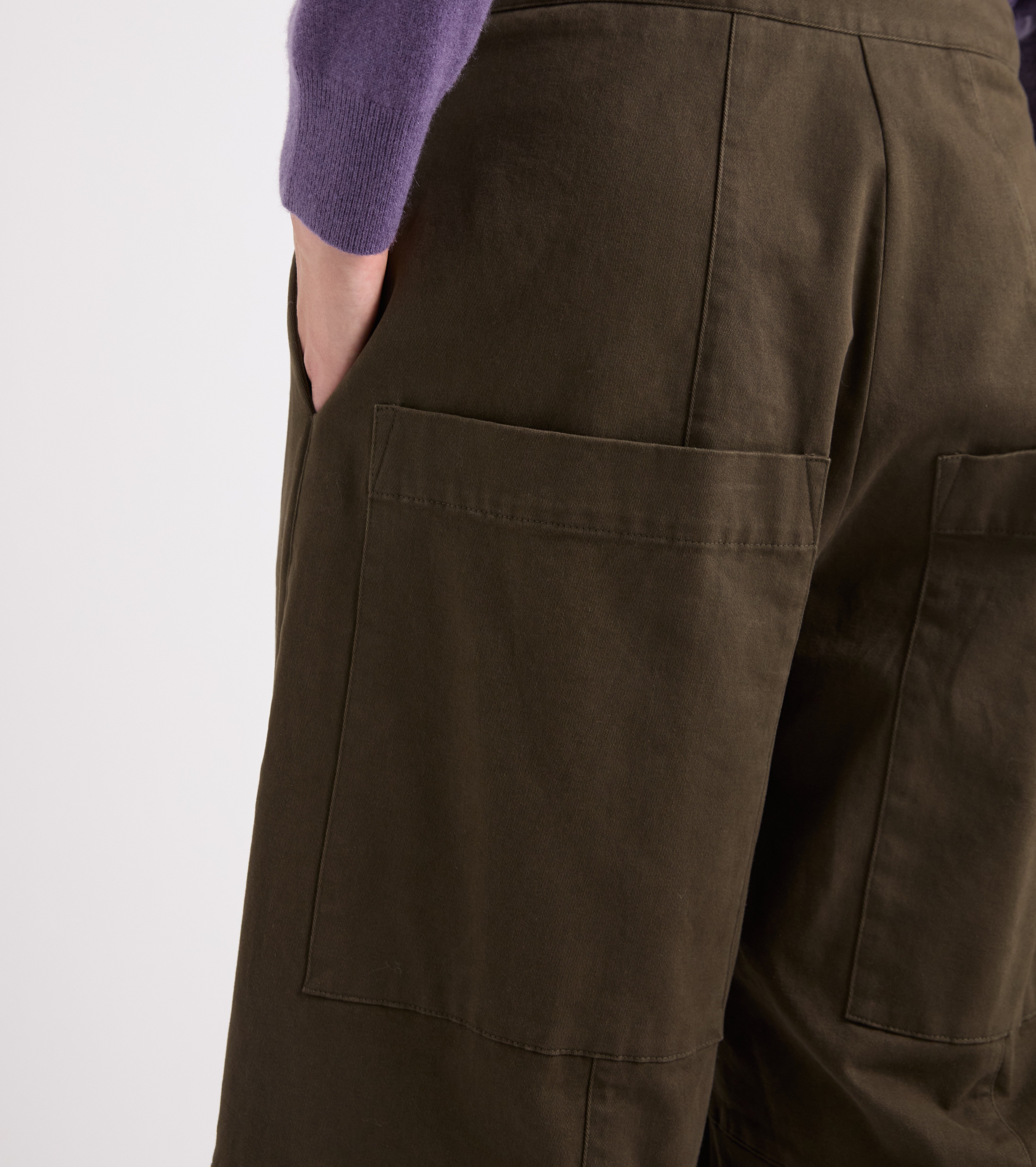 Pantaloni cropped in twill stretch nero