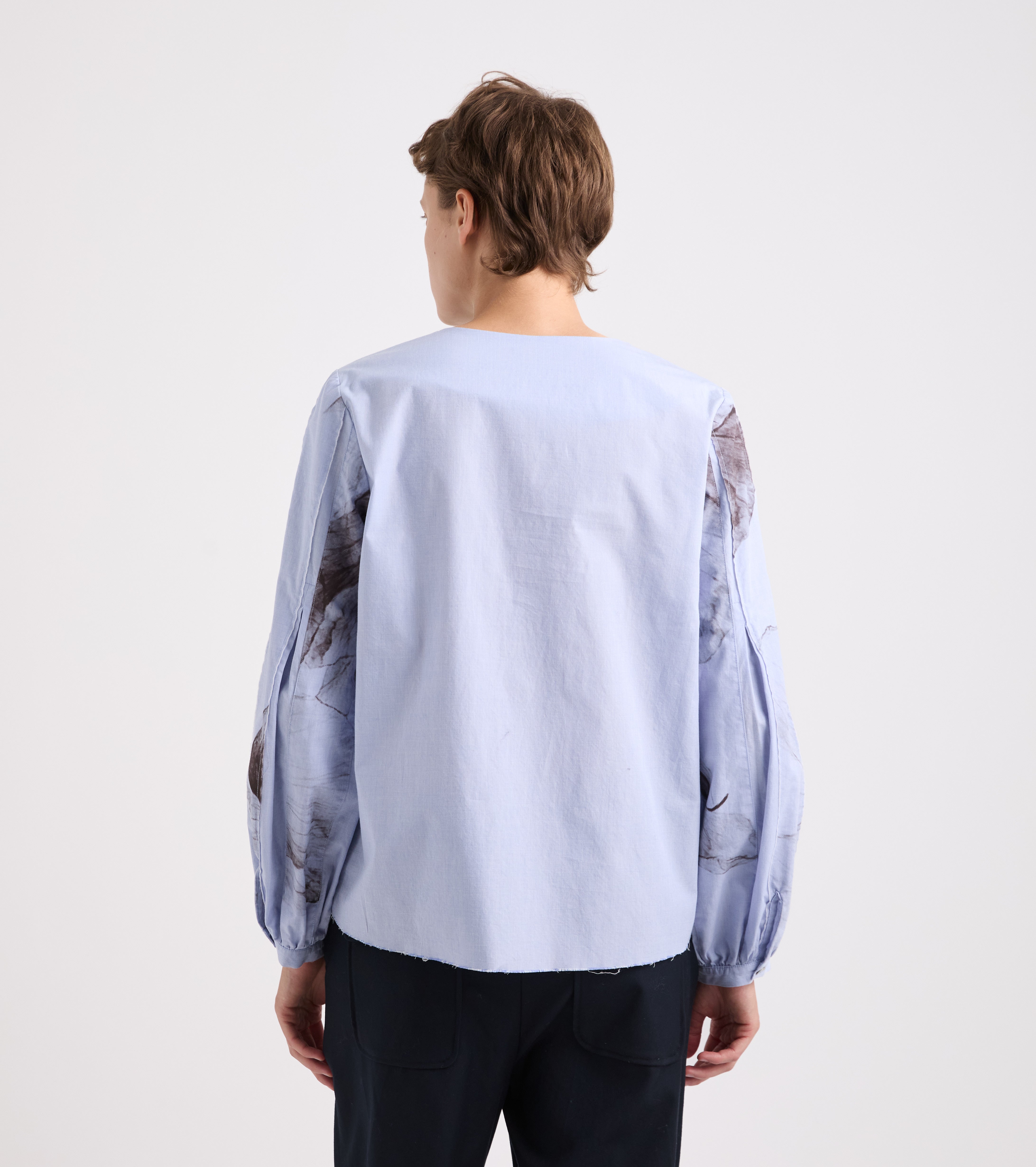 Blusa floreale con maniche lunghe blue