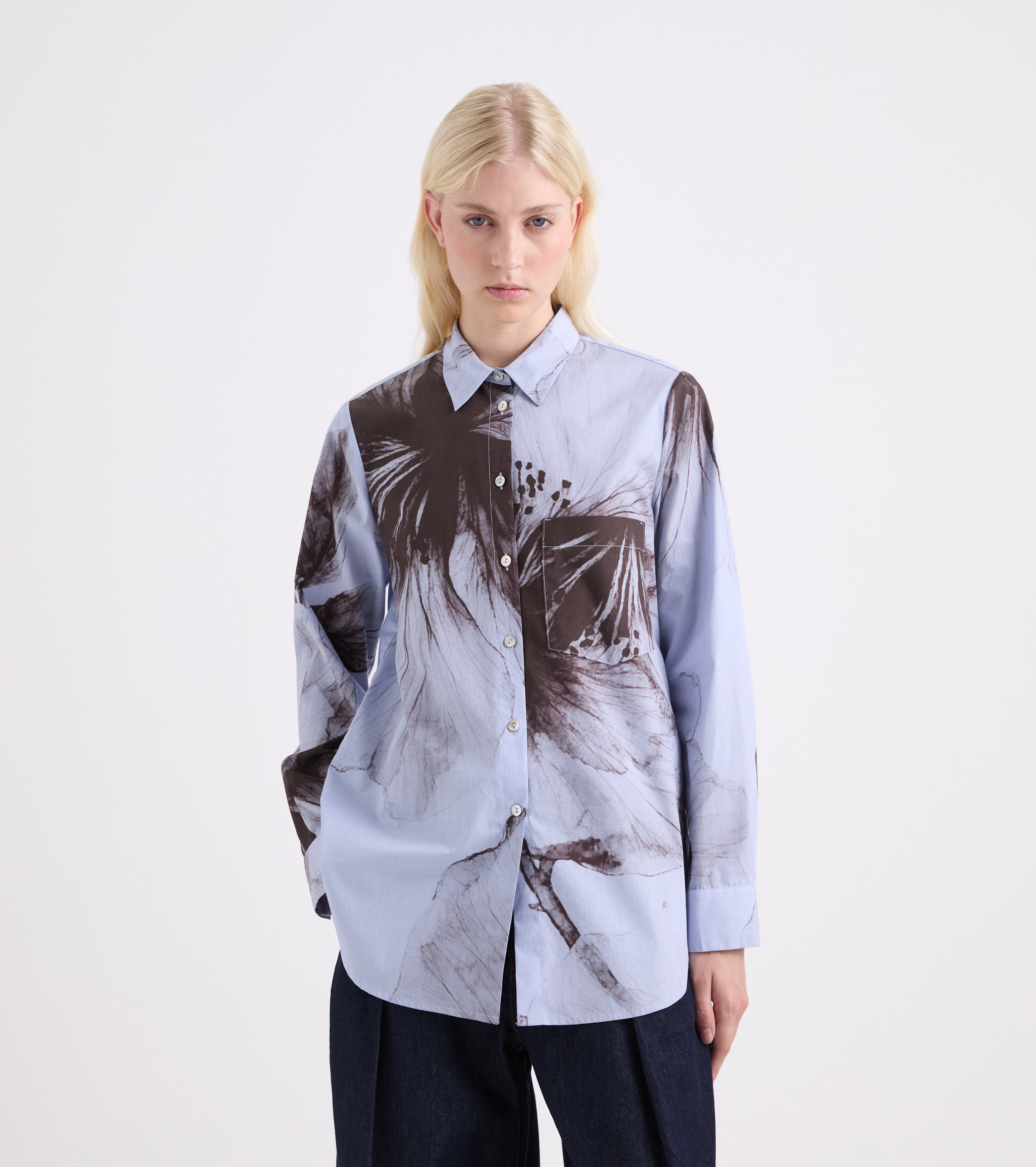 Camicia floreale con taschino