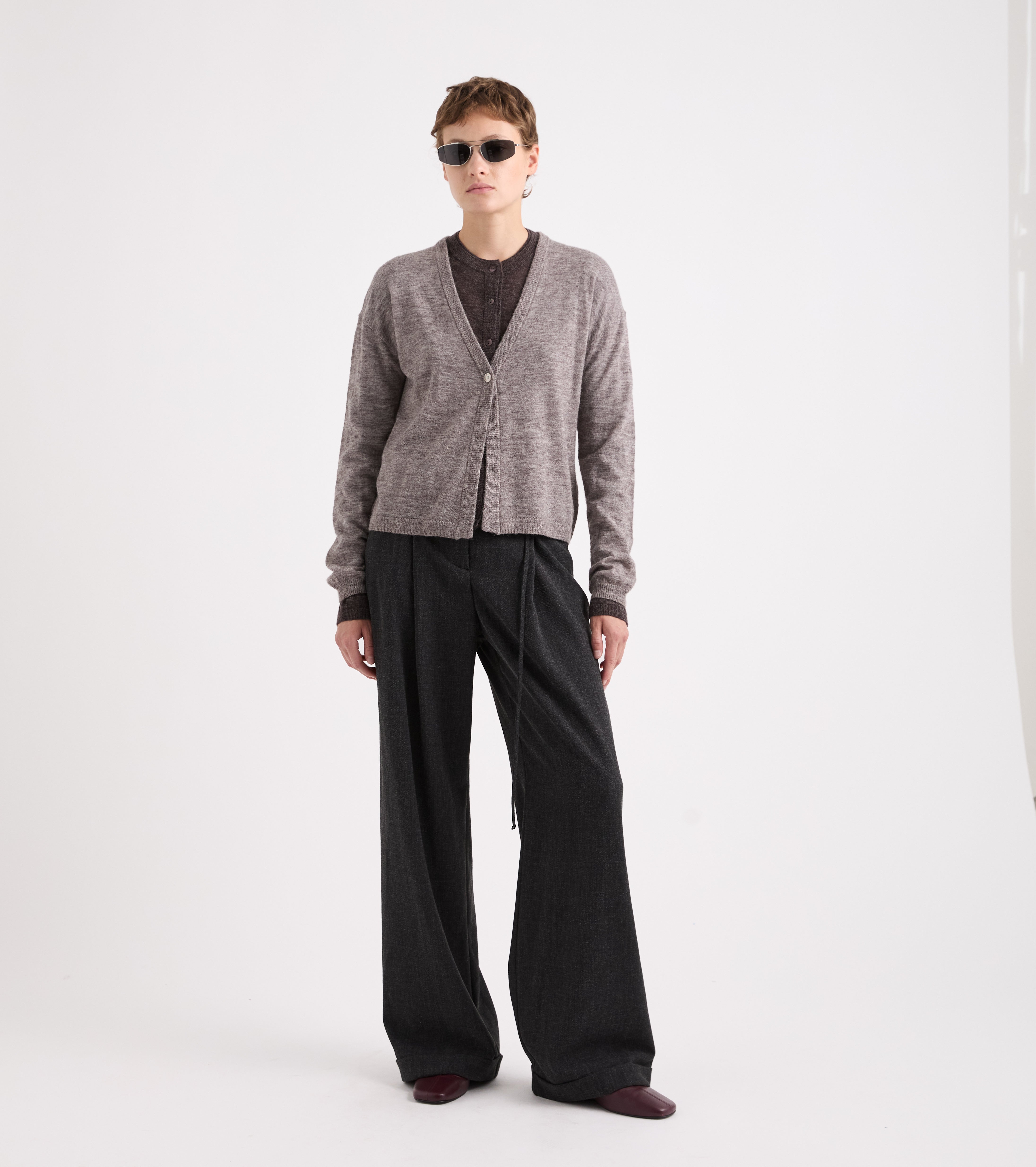 Strikket cardigan med knapper i grå melange